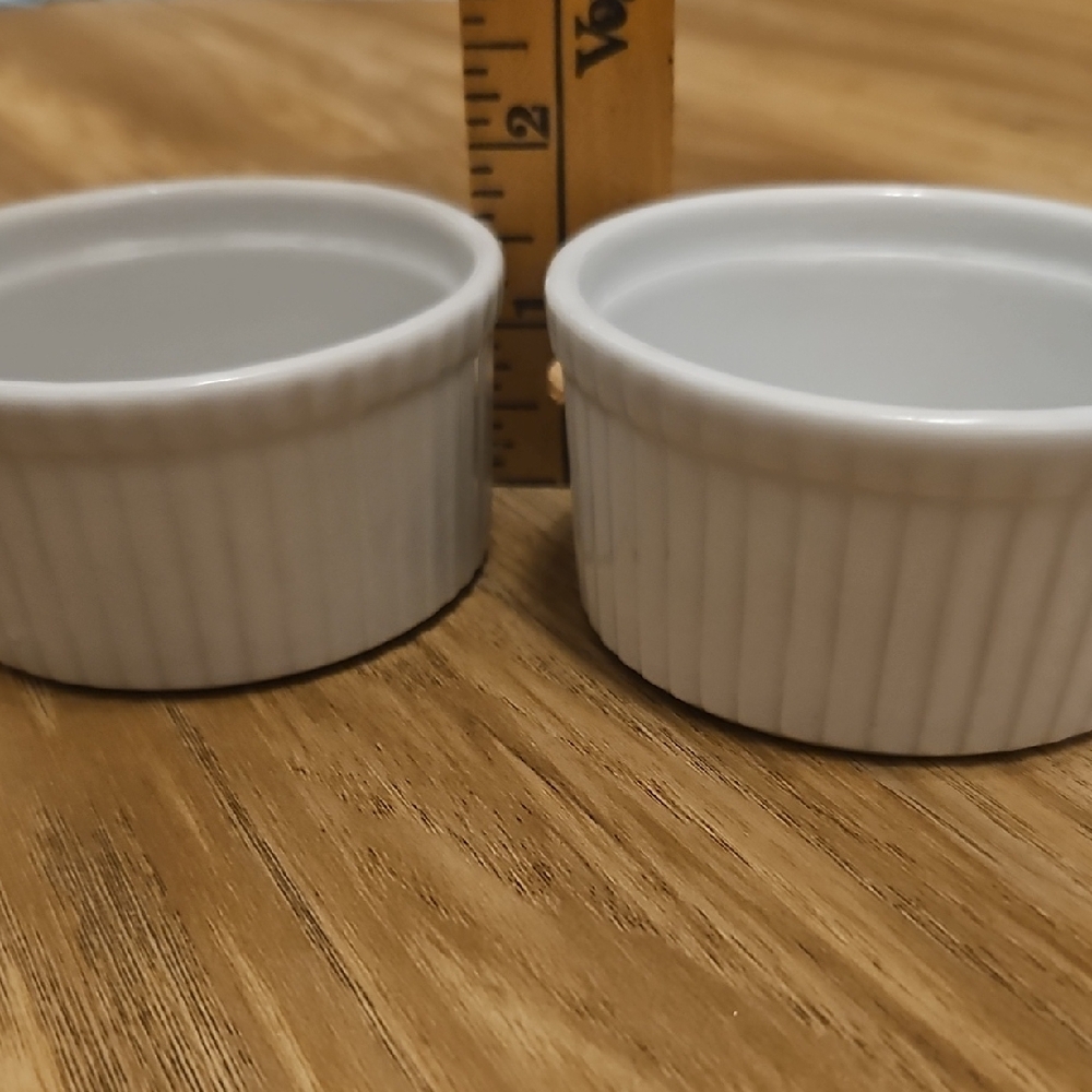 B.I.A. Set Of Ceramic Ramekins 3 1/4" Diameter White - Picture 4 of 4